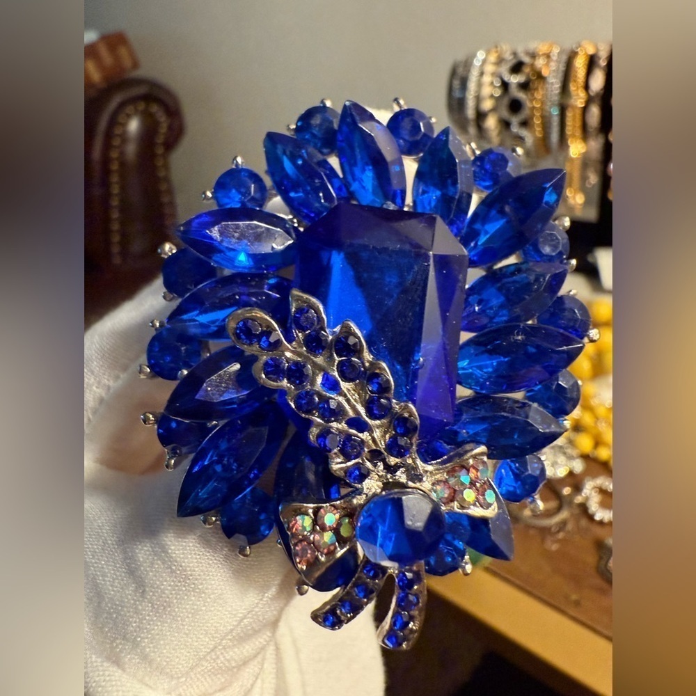 Vintage Sapphire Blue Rhinestone Statement Brooch – 2” x 2.5”